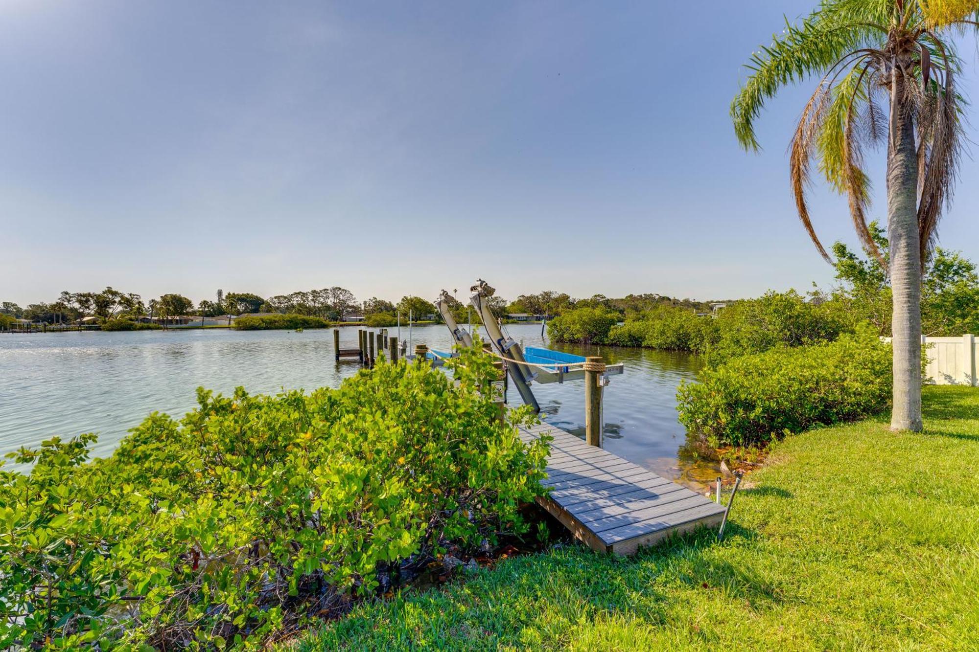 Waterfront Nokomis Escape With Dock, Kayaks And Bikes! Buitenkant foto